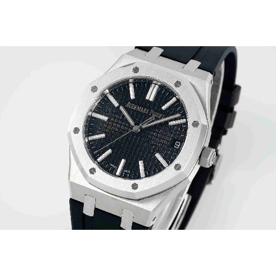 AUDEMARS     PIGUET Royal Oak 41mm AU0581