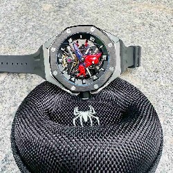 AUDEMARS     PIGUET Royal Oak 43mm AU0600