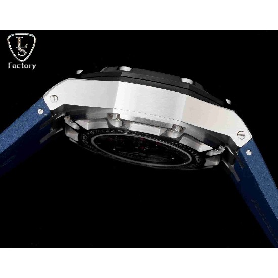 AUDEMARS     PIGUET Royal Oak Offshore AU0607