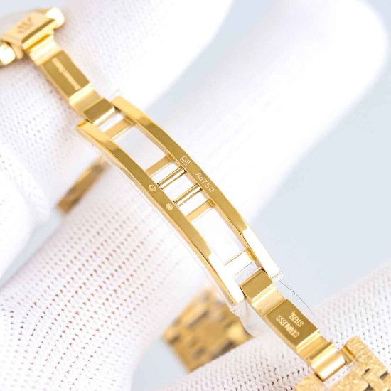 AUDEMARS     PIGUET Royal Oak MINI 23mm AU0616 (1:2)