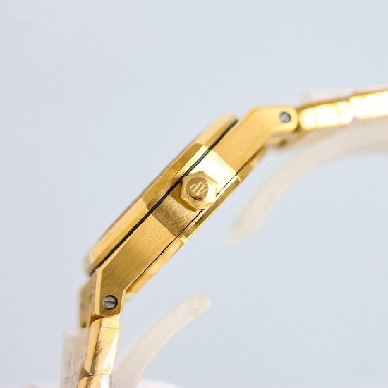 AUDEMARS     PIGUET Royal Oak MINI 23mm AU0616 (1:2)