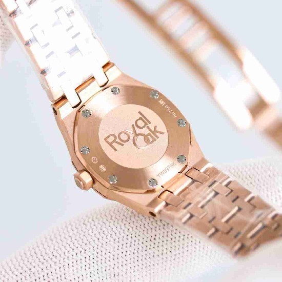 AUDEMARS     PIGUET Royal Oak MINI 23mm AU0616 (1:3)