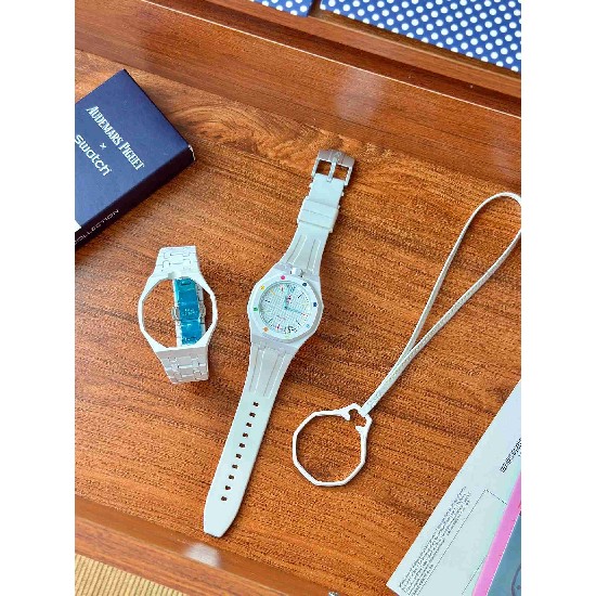 AP x SWATCH（Mechanical movement）