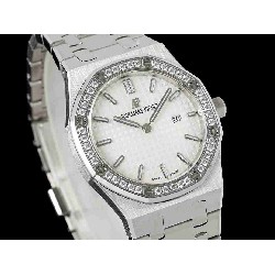 AUDEMARS  PIGUET Royal  Oak 33mm  AU0661