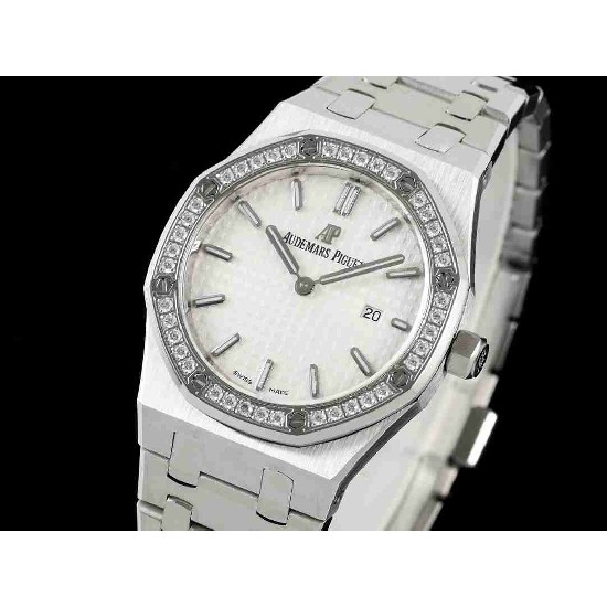 AUDEMARS  PIGUET Royal  Oak 33mm  AU0661