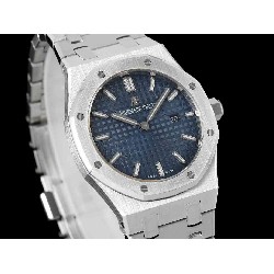 AUDEMARS  PIGUET Royal  Oak 33mm  AU0662
