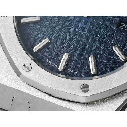 AUDEMARS  PIGUET Royal  Oak 33mm  AU0662