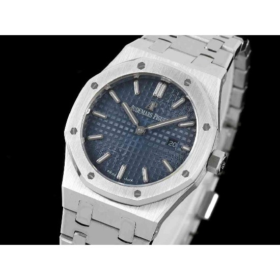 AUDEMARS  PIGUET Royal  Oak 33mm  AU0662