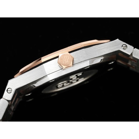 AUDEMARS  PIGUET Royal  Oak 33mm  AU0663