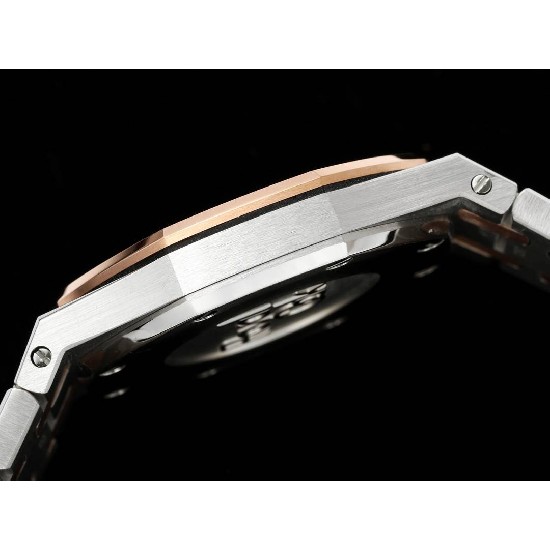 AUDEMARS  PIGUET Royal  Oak 33mm  AU0663