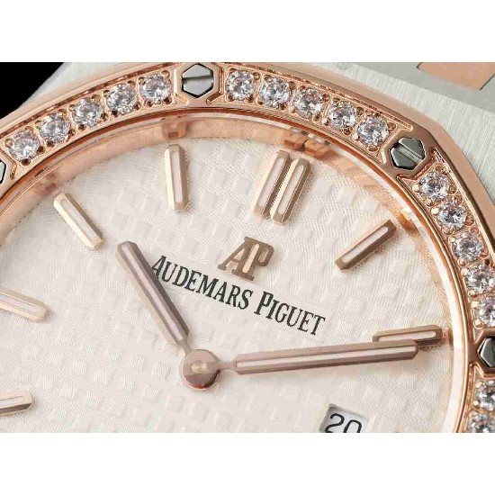 AUDEMARS  PIGUET Royal  Oak 33mm  AU0665