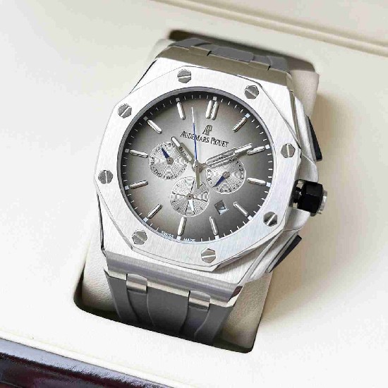 AUDEMARS    PIGUET A Royal Oak offshore 41 AU0671