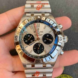 Breitling   BN0050