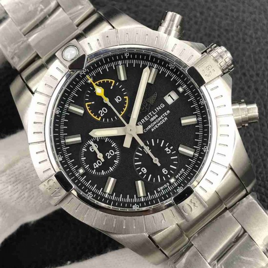 Breitling   BN0057