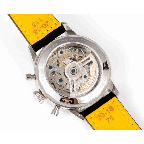 Breitling BN0204 Breitling BN0204