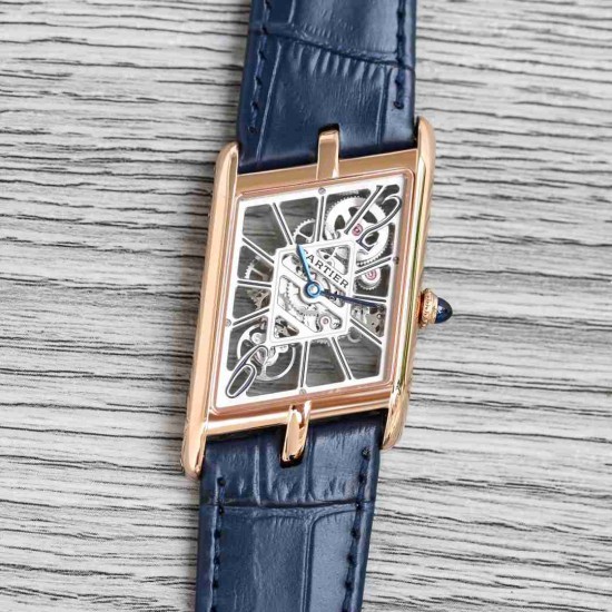 CARTIER   Tank  CA0233