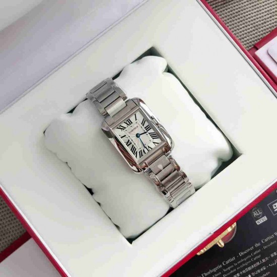 CARTIER   Tank ANGLAISE CA0271