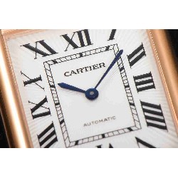 CARTIER     Tank(2025)  CA0578