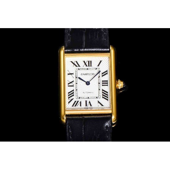CARTIER     Tank(2025)  CA0581