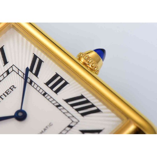 CARTIER     Tank(2025)  CA0581