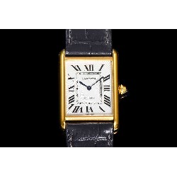 CARTIER     Tank(2025)  CA0582