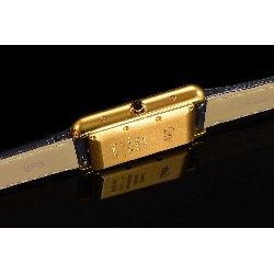 CARTIER     Tank(2025)  CA0583