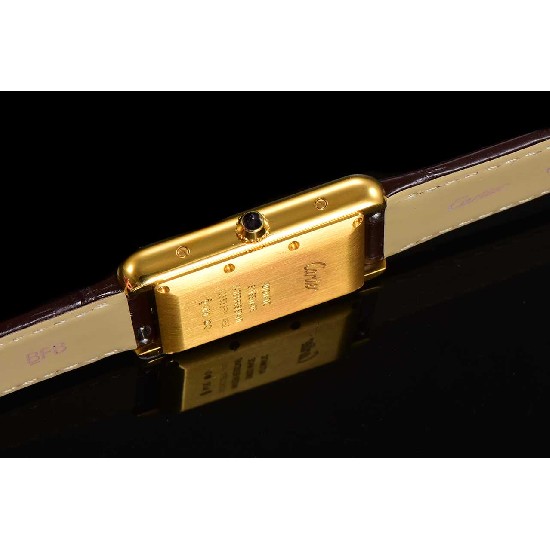 CARTIER     Tank(2025)  CA0583