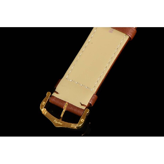 CARTIER     Tank(2025)  CA0584