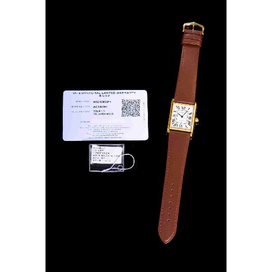 CARTIER     Tank(2025)  CA0584