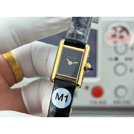 CARTIER     Tank (MiNi)  CA0614