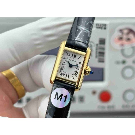 CARTIER     Tank (MiNi)  CA0615