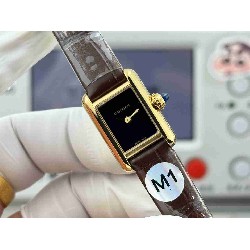 CARTIER     Tank (MiNi)  CA0617