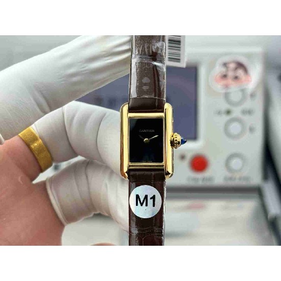 CARTIER     Tank (MiNi)  CA0617