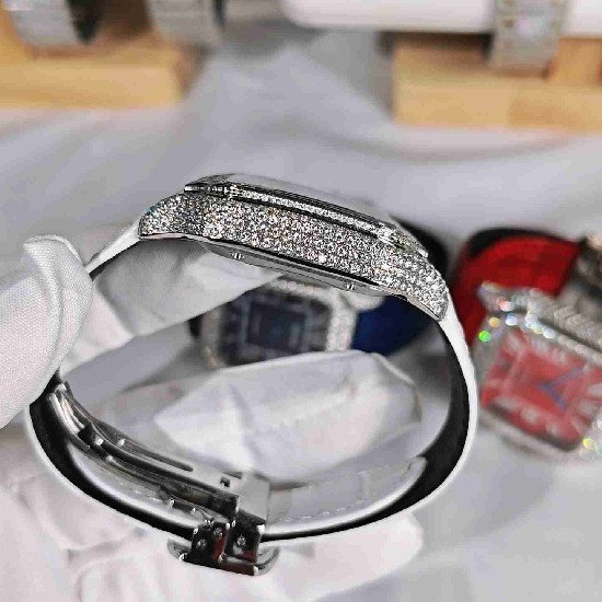 CARTIER     Santos (Moissanite) Watch