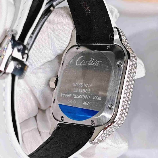 CARTIER     Santos (Moissanite) Watch