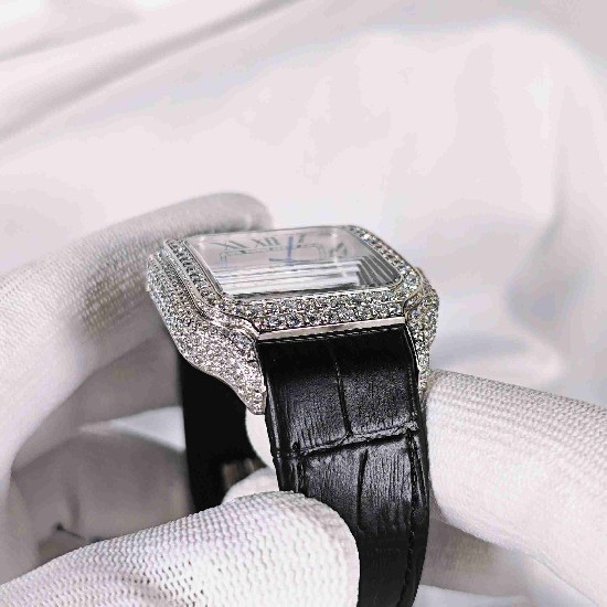 CARTIER     Santos (Moissanite) Watch
