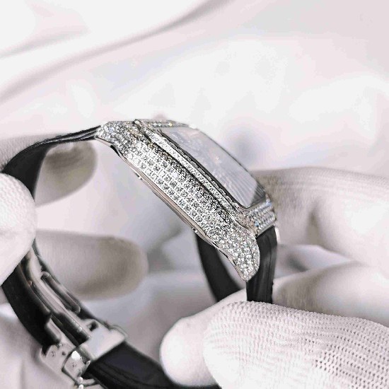 CARTIER     Santos (Moissanite) Watch