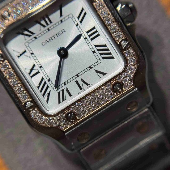 CARTIER     Santos (small) CA0643 (Moissanite)