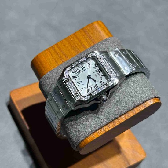 CARTIER     Santos (small) CA0644 (Moissanite)