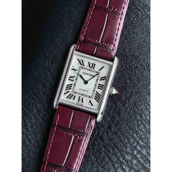 CARTIER     New Tank   CA0658 (2026 new)