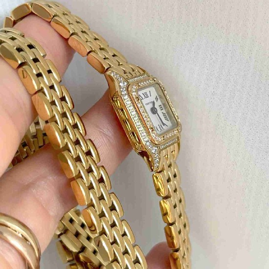 CARTIER    Panthère de  CA0671