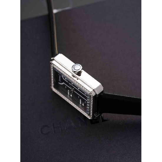 Chanel  Watch CHW0047