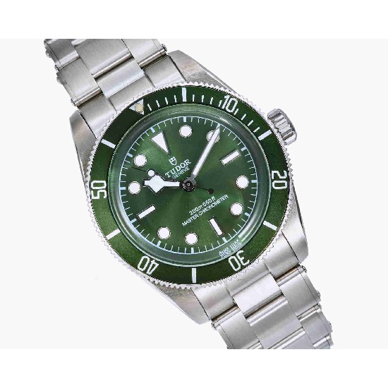 TUDOR  41mm DT0040