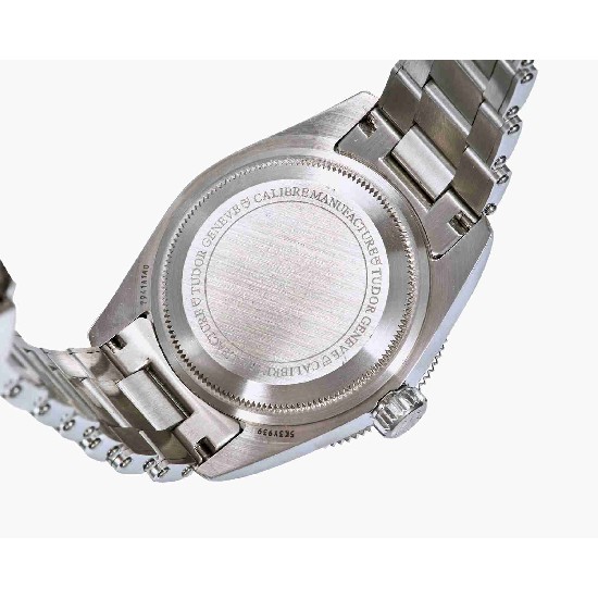 TUDOR  41mm DT0040