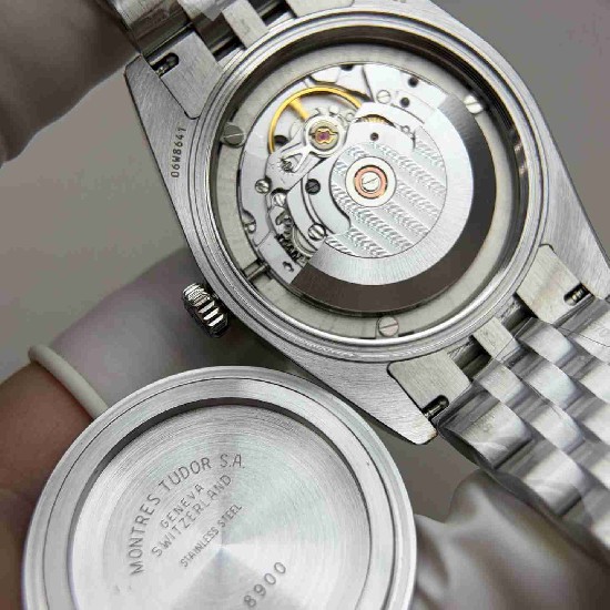 TUDOR  37mm DT0045