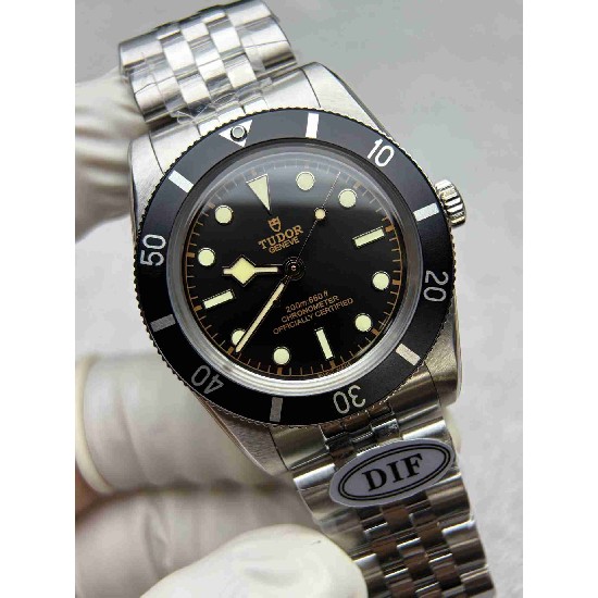 TUDOR  37mm DT0047