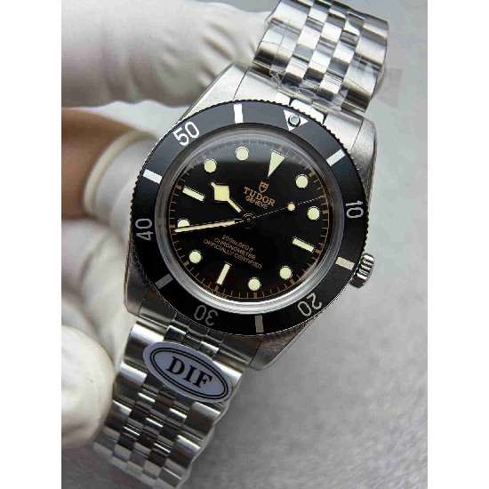 TUDOR  37mm DT0047