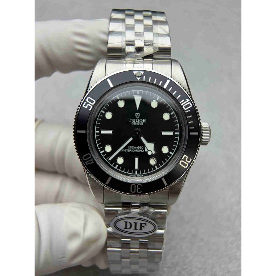 TUDOR  41mm DT0048