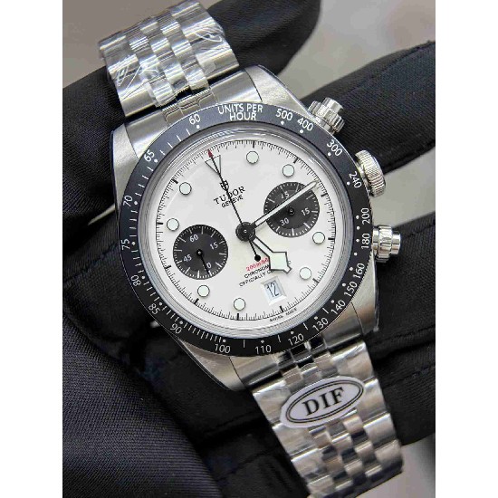 TUDOR  41mm DT0052