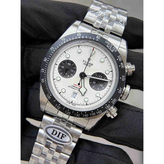TUDOR  41mm DT0052